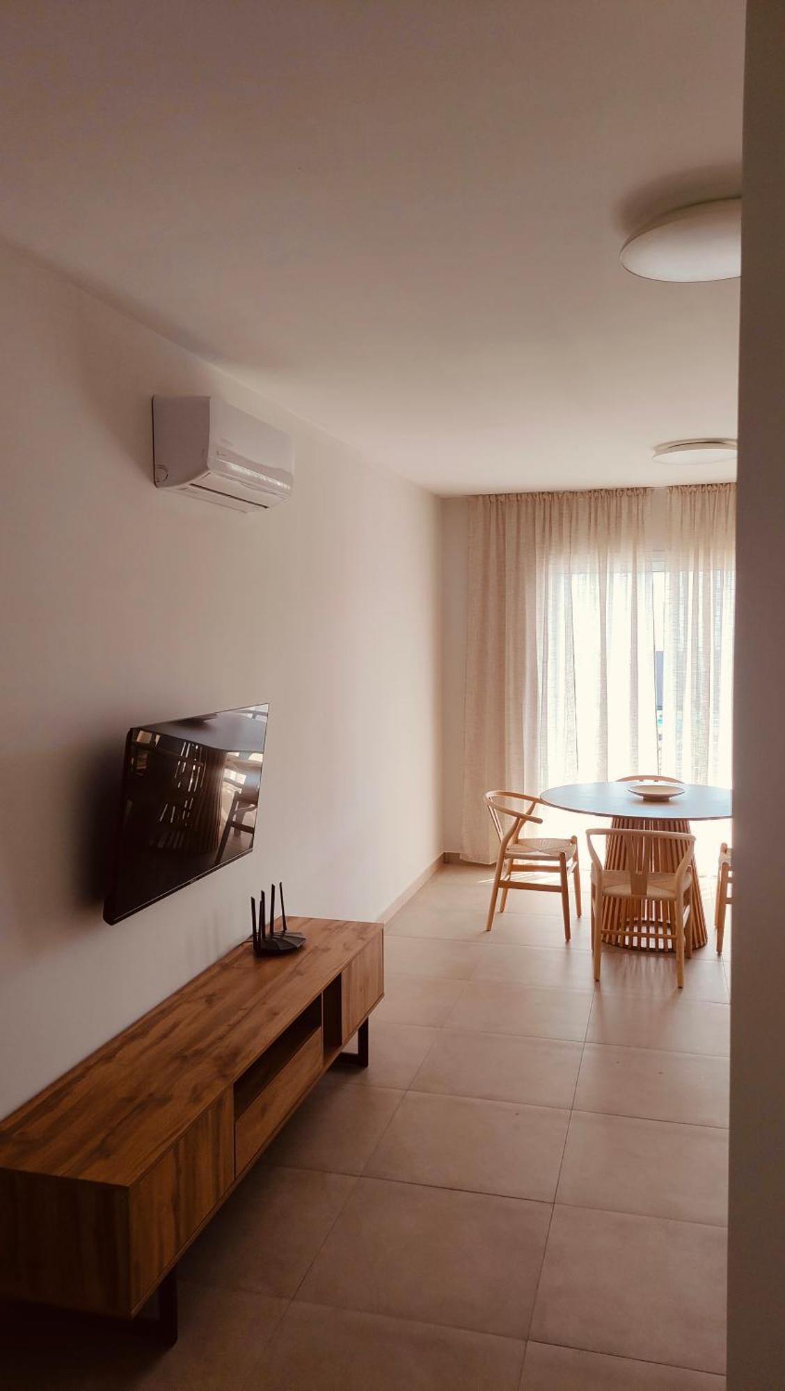 Two Bedroom Apartment With Pool Paphos Bagian luar foto