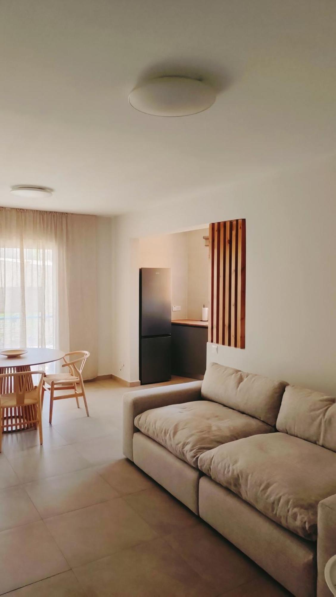 Two Bedroom Apartment With Pool Paphos Bagian luar foto